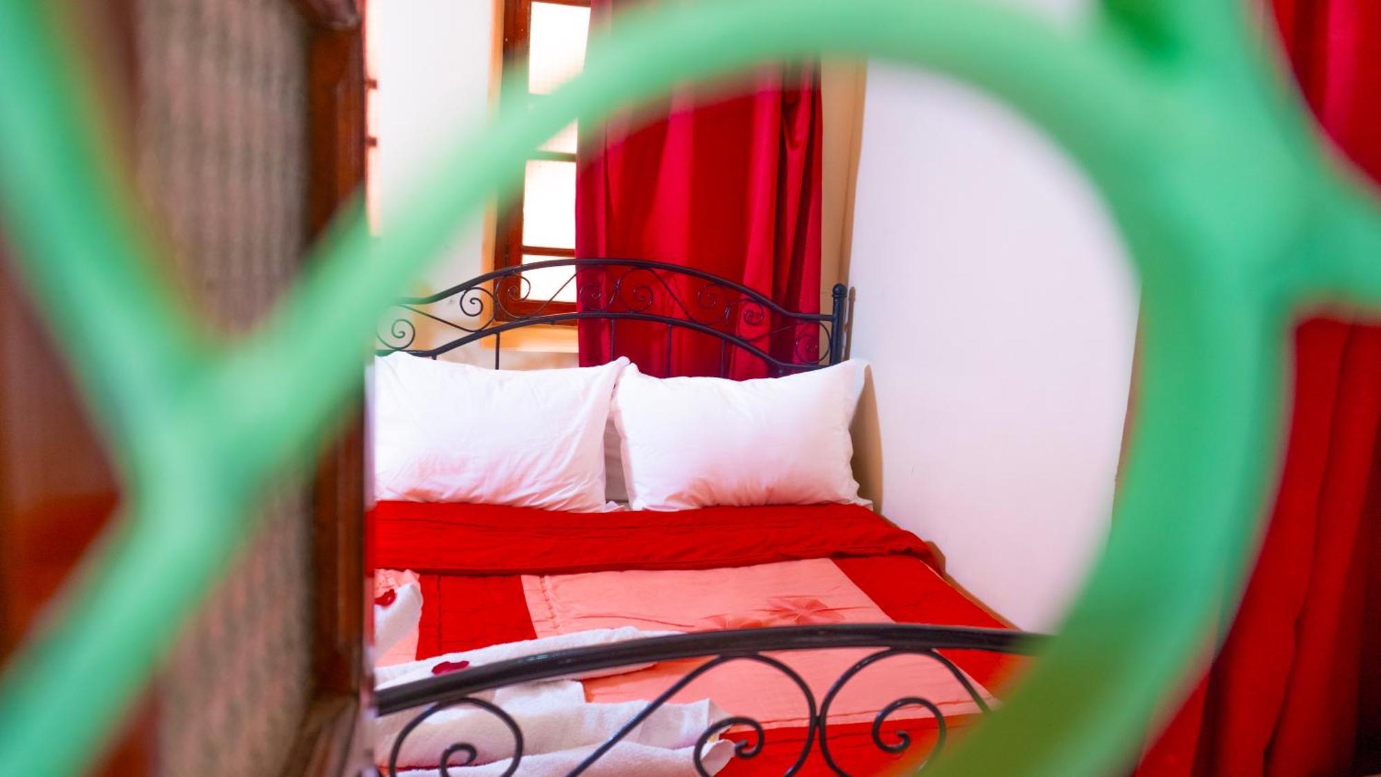 Hotel Imouzzer Marrakesh Eksteriør bilde
